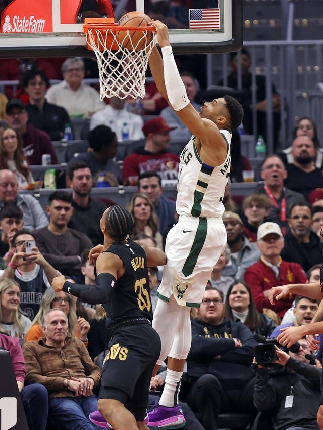 关于字母哥赛事官方发布逆转新规,澳大利亚队争议不断!的信息 关于字母哥赛事官方发布逆转新规,澳大利亚队争议不断!的信息