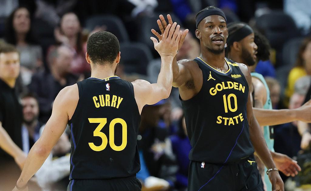 包含集结日金州勇士状态回暖——欧联节点到来；态度坚定；控场能力受关注的词条